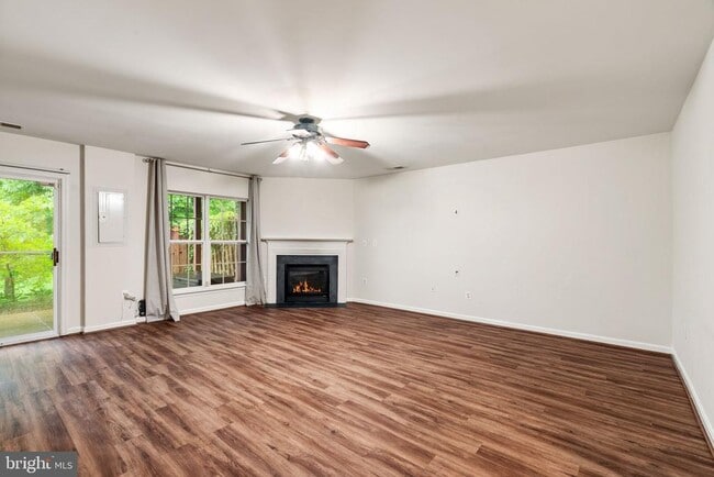 Building Photo - 15701 Palermo Terrace