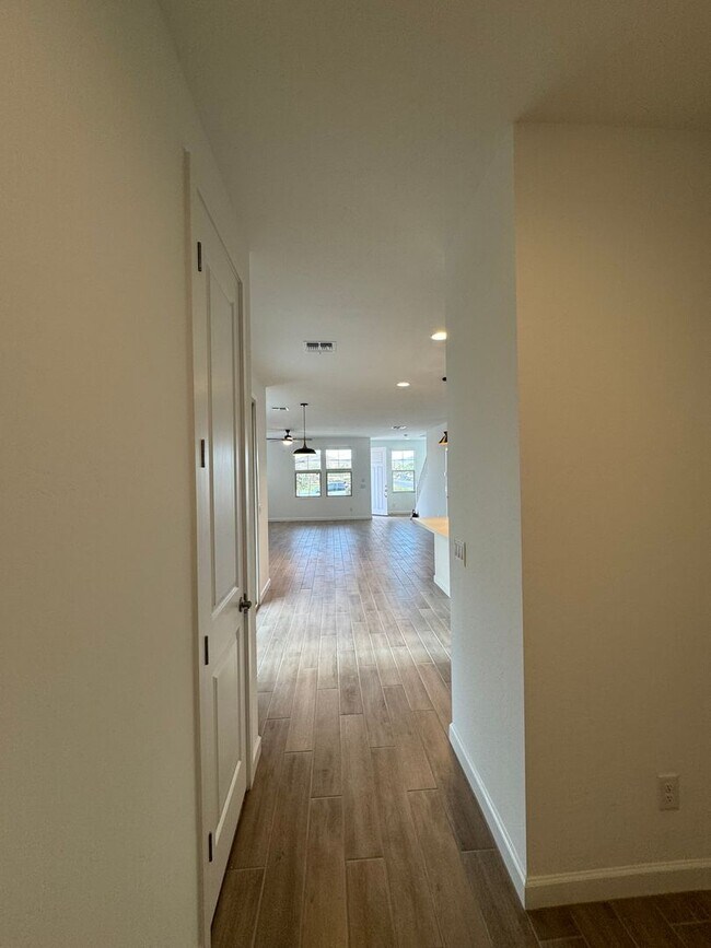 Building Photo - BRAND NEW HOME IN UNION PARK IN PHOENIX