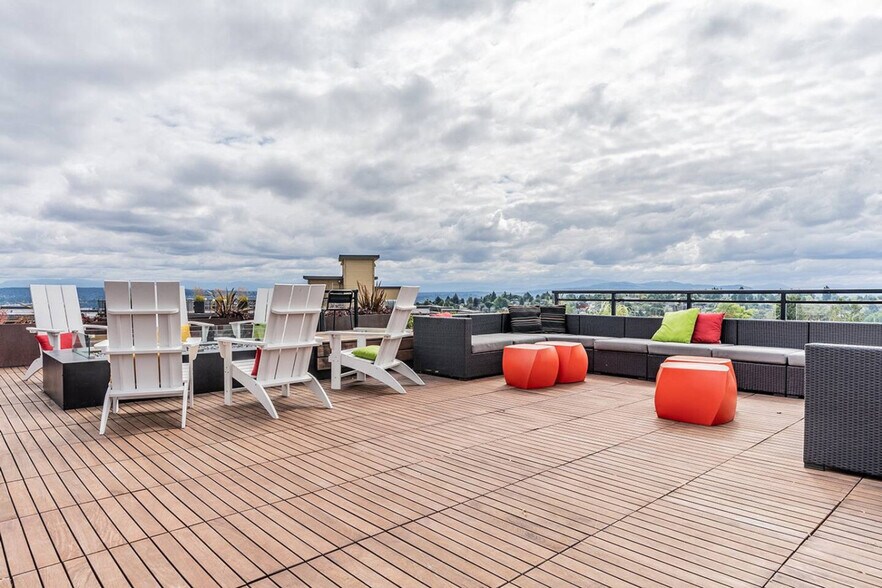 Building Photo - 1717 22nd Ave