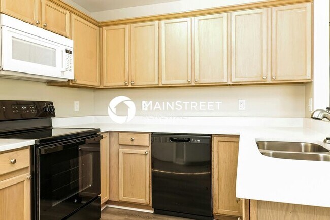 Building Photo - 107 Meadow Creek Ct