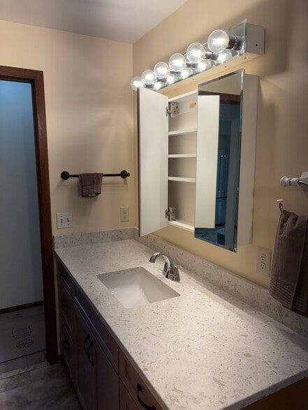 Bathroom - 2033 Greenwood Dr