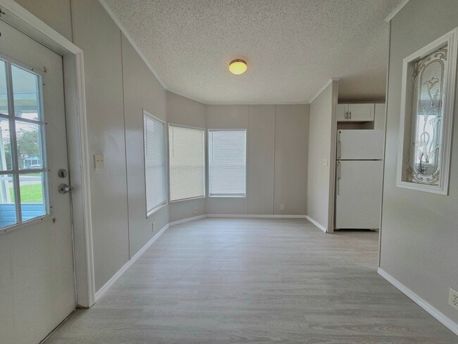 Building Photo - Beautiful 3Bed/2Bath Home in Lakeland