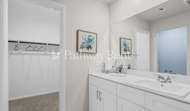 Building Photo - 9452 Mint Hill Dr