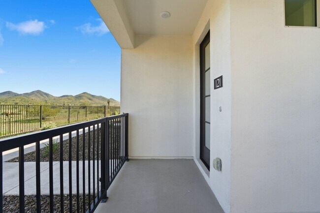 Building Photo - Brand-New 2025 Contemporary Condo | 2 Bed + 2 Bath | Prime North Phoenix Location