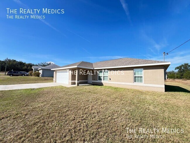 Building Photo - 53 Maple Dr