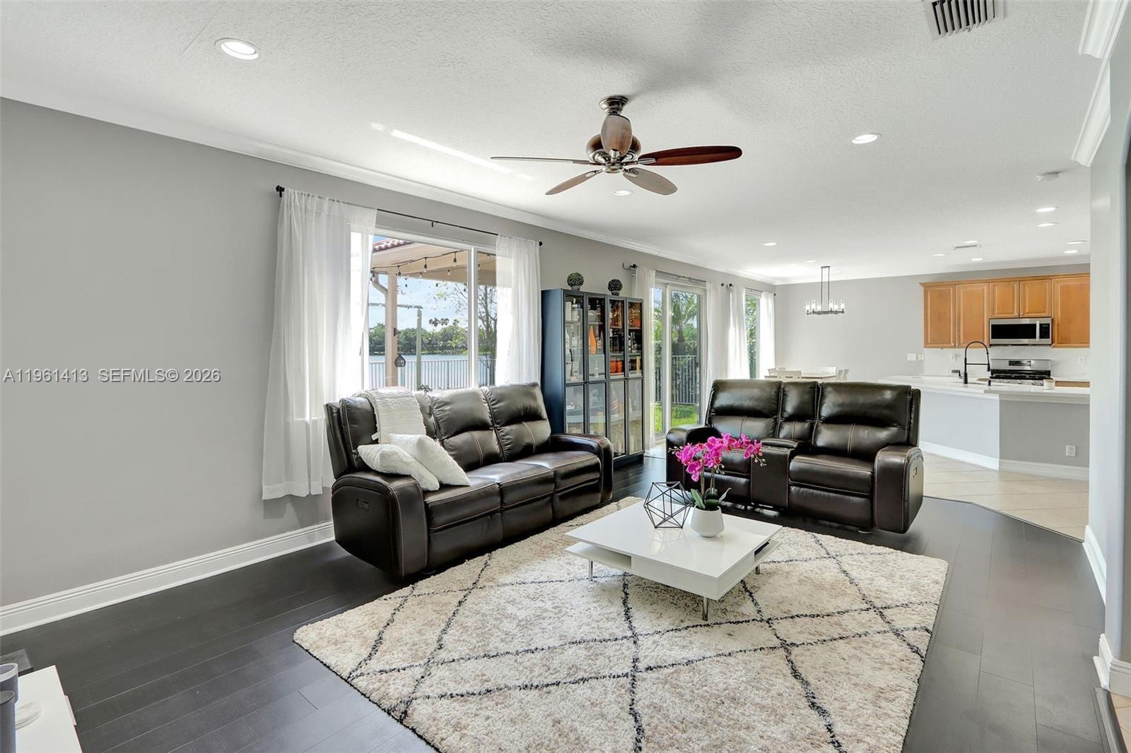 Building Photo - 4450 Banyan Trails Dr