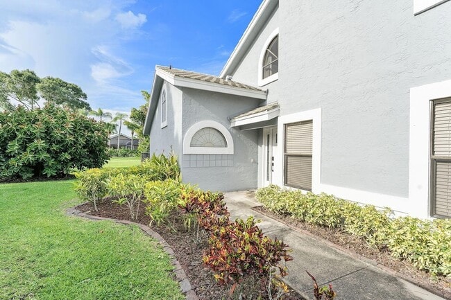 Building Photo - 8103 Covington Ct