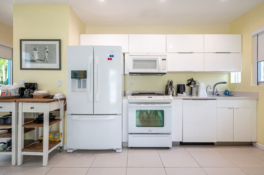 Building Photo - 316 Oregon St