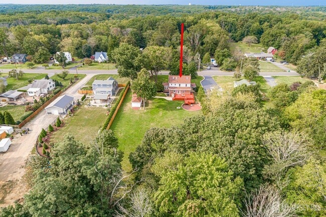 Building Photo - 338 Buckelew Ave