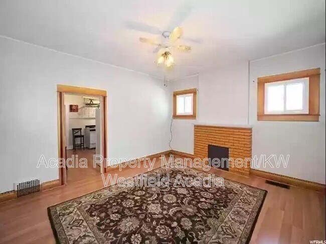 Building Photo - 620 S 900 E