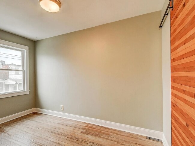 Building Photo - 2721 Miles Ave