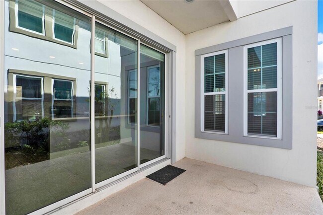 Building Photo - 14137 Walcott Avenue