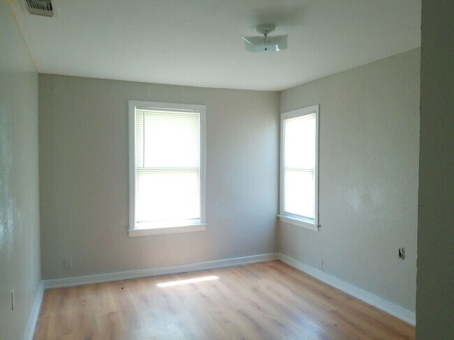 Building Photo - 3549 Cypress St