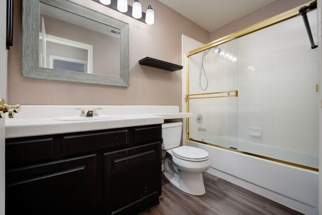 Building Photo - 2701 San Marcos Ct