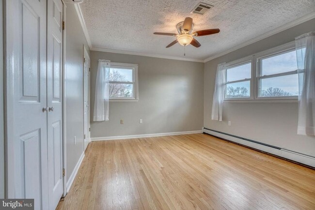 Building Photo - 1400 Mt Airy Rd