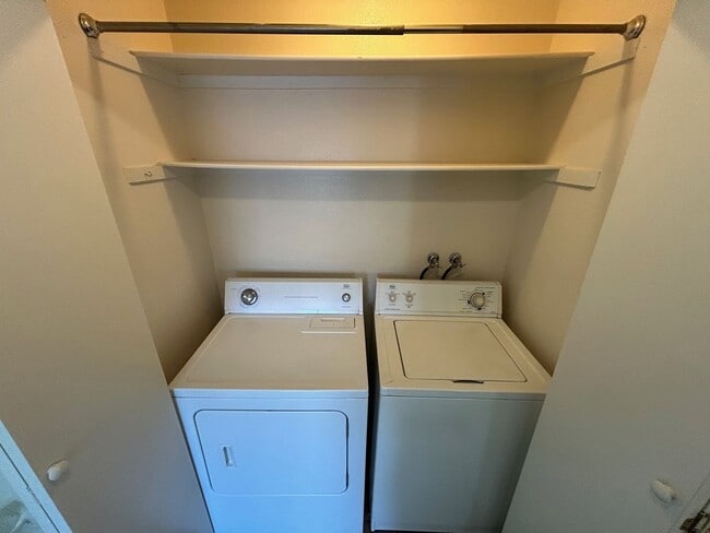 Building Photo - BRIGHT 2-BEDROOM CONDO NEAR LAS VEGAS LIVING