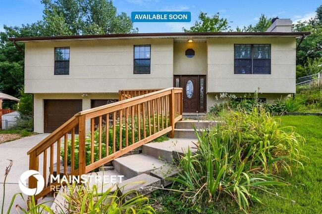 Primary Photo - 1862 Cottonwood Dr