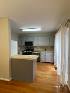 Building Photo - 14 South St