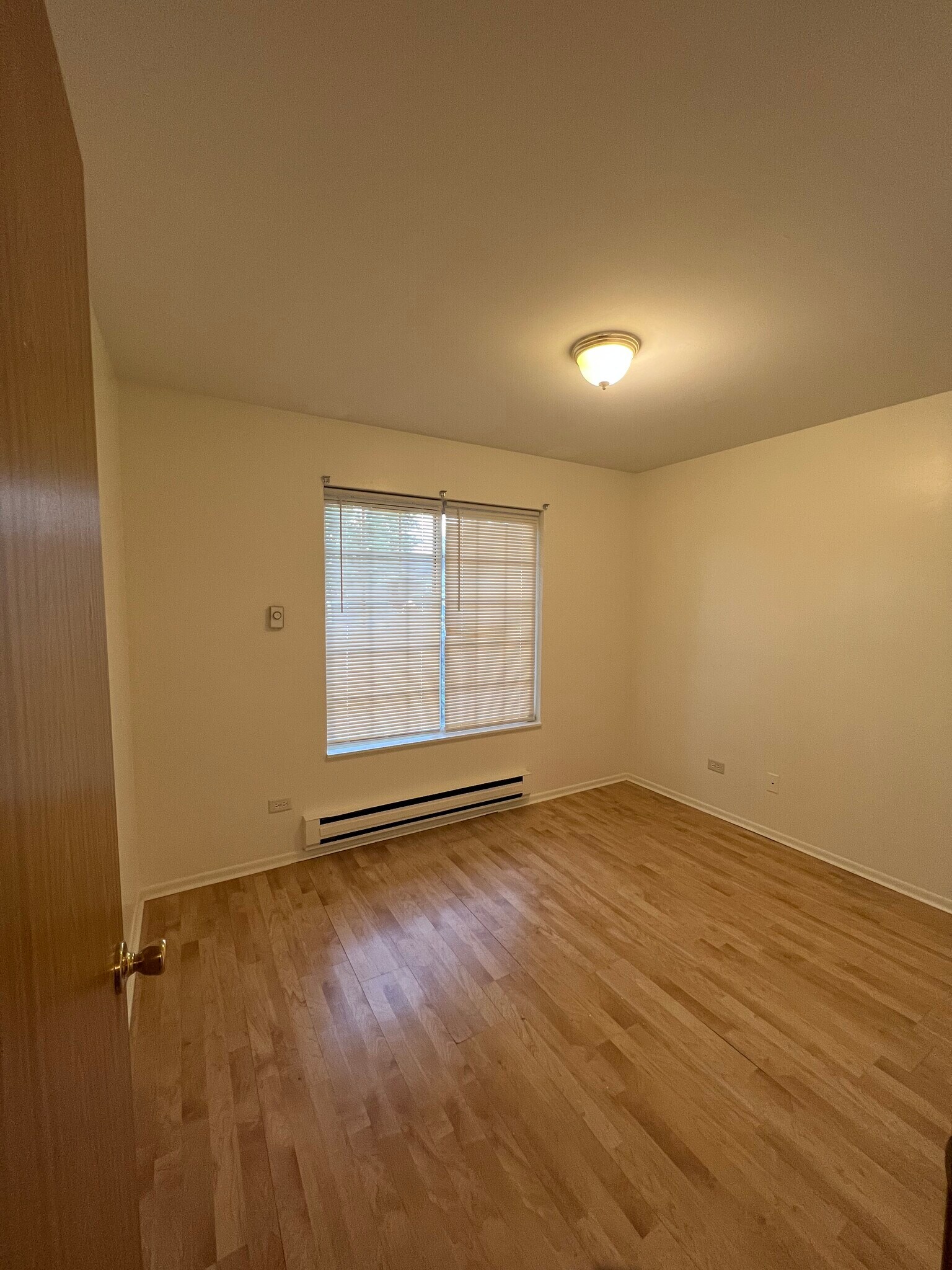 Bed room 2 - 653 Swan Dr