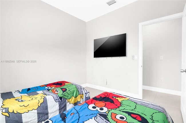 Building Photo - 30775 SW 158 Path