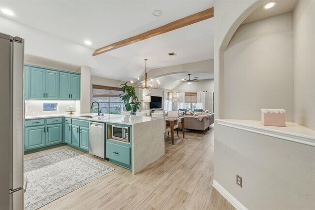 Building Photo - 10204 Wind Cave Trail