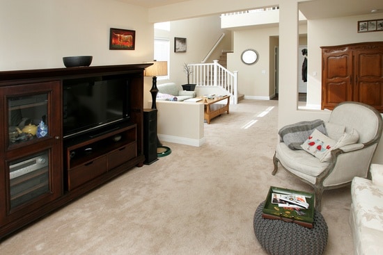 Building Photo - 6124 Maple Ct