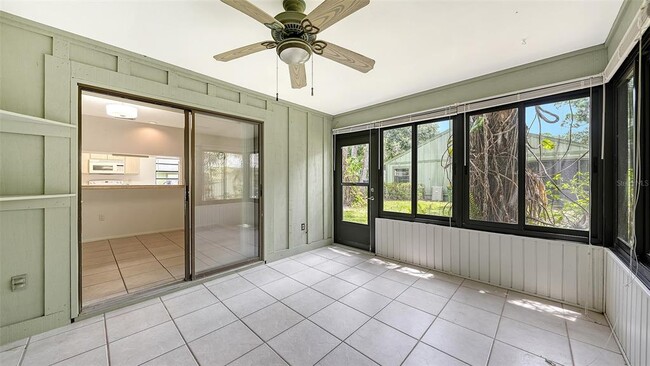 Building Photo - 5010 Barrington Cir