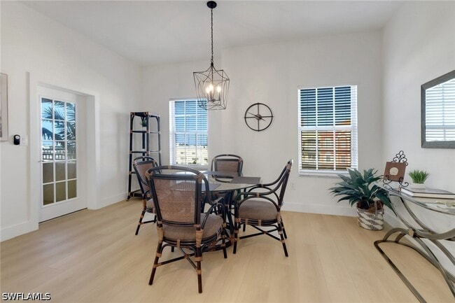 Building Photo - 451 Bayfront Pl