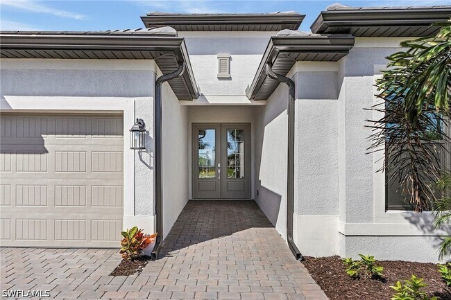 Building Photo - 20945 Napa Lp
