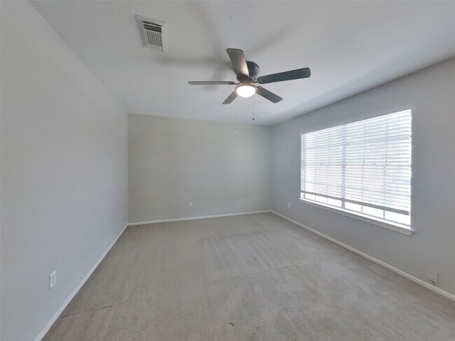 Building Photo - 2007 Smoke Rock Dr