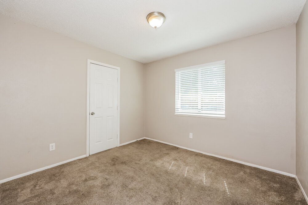 Building Photo - 1522 Sunset Ln