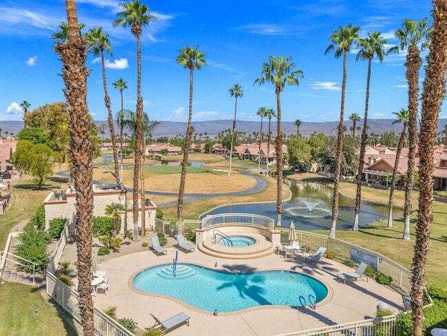 Building Photo - 42654 Sand Dune Dr