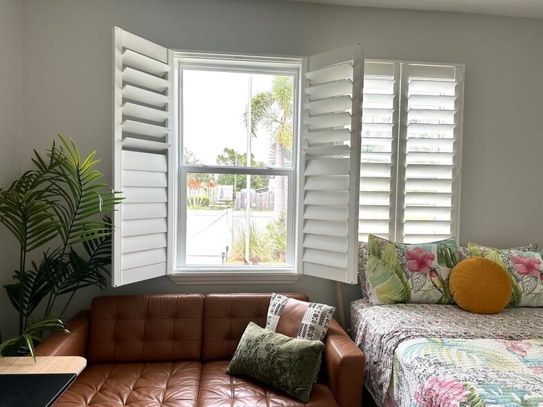 Building Photo - 4720 Emerson Ave S