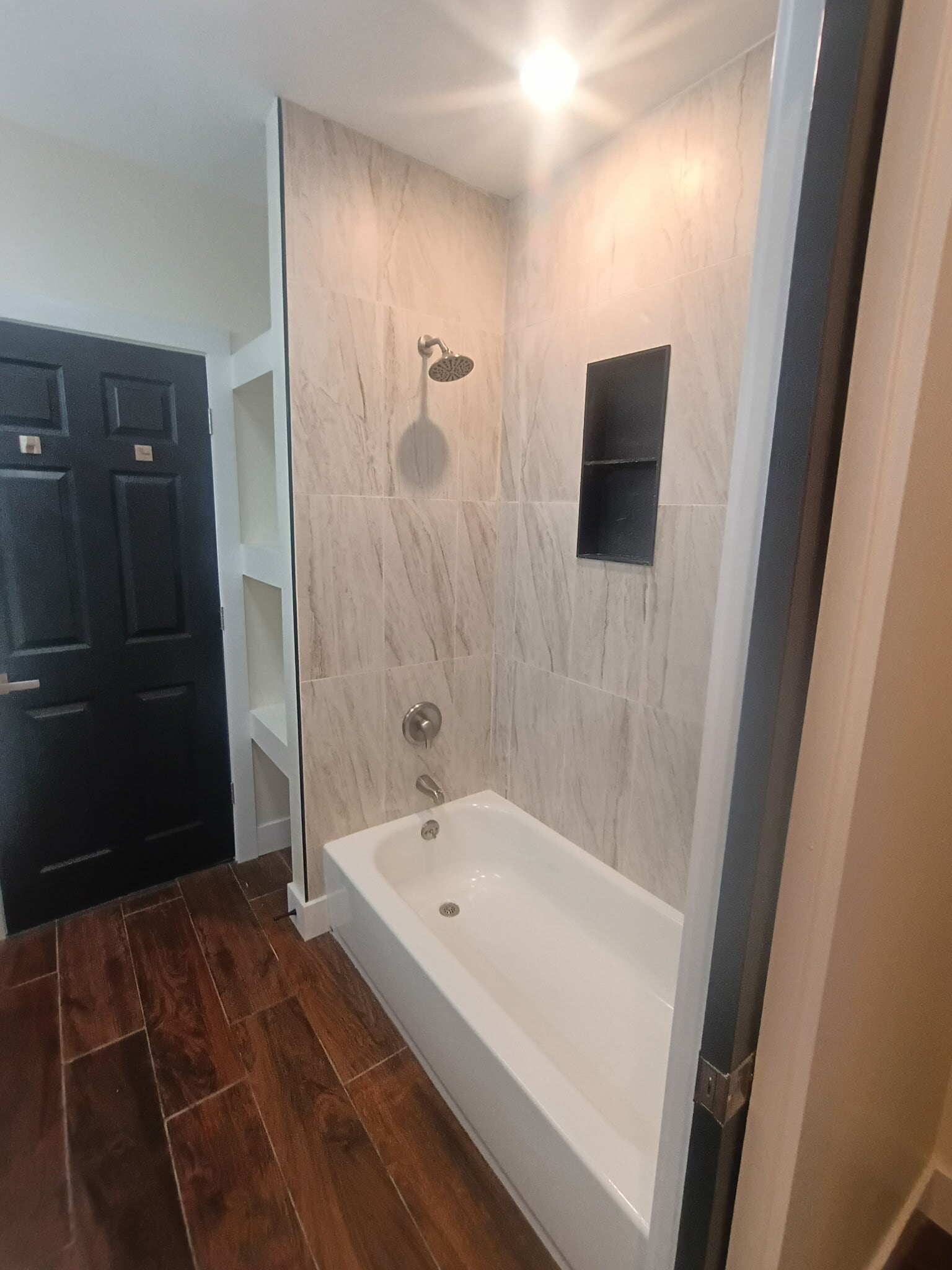 Building Photo - 1320 Banklick St