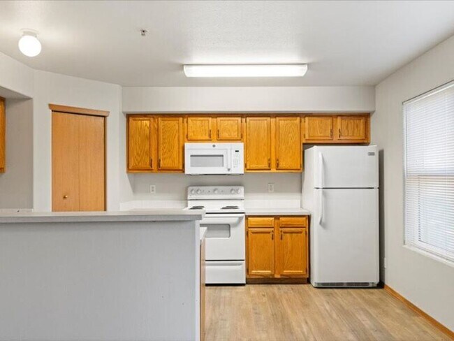 Building Photo - 6305F Chapel Hill Blvd