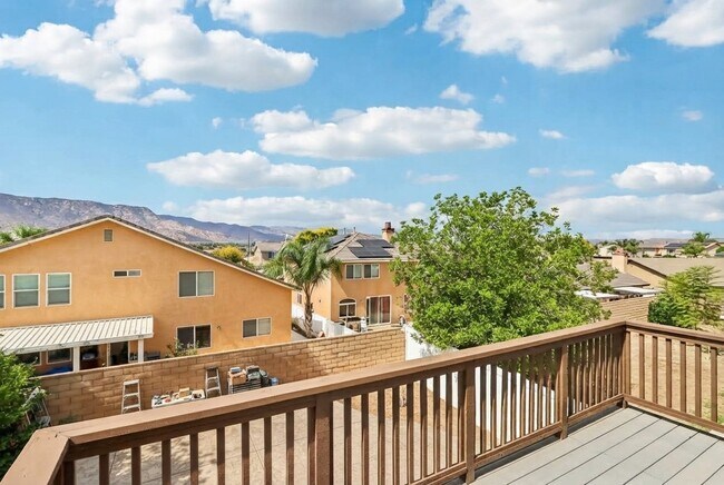 Building Photo - 34213 Clovis Way