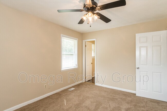 Building Photo - 2600 Fitzgerald Rd