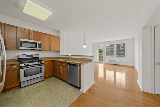 Building Photo - 4 Constellation Pl