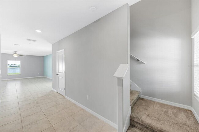 Building Photo - 997 7th Ave NW