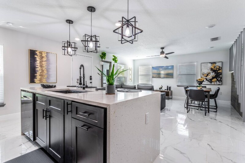 Building Photo - 1414 E Harding St