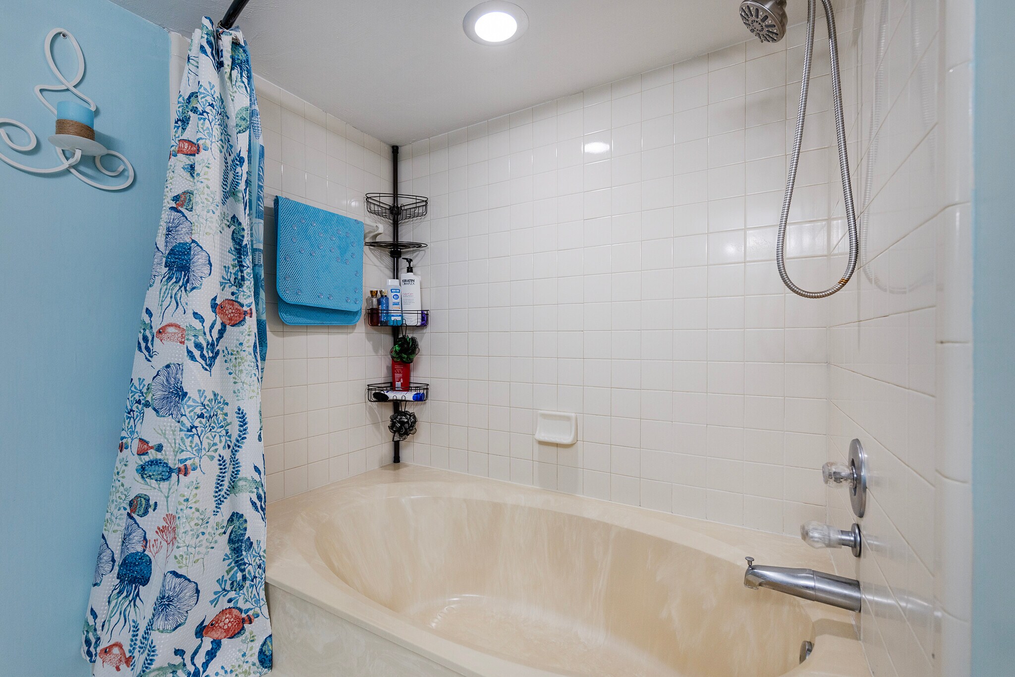 Master Shower - 2425 S Atlantic Ave