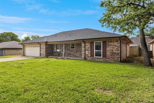Building Photo - 5214 Rustle Leaf Dr