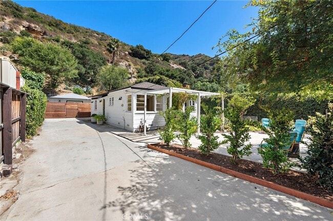 Building Photo - 21052 Laguna Canyon Rd