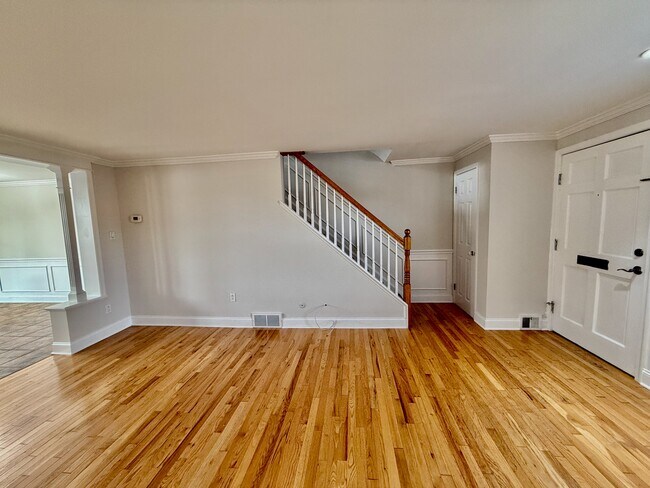 Building Photo - 3134 S 17th St
