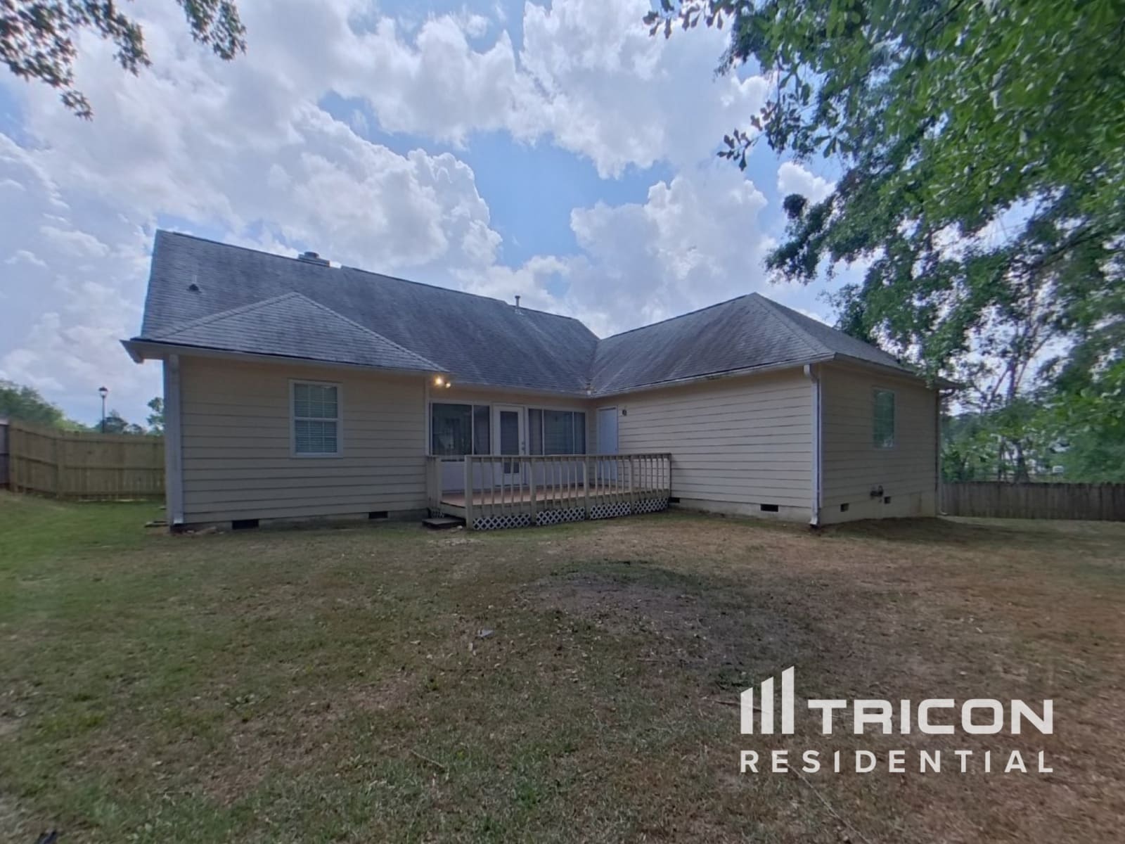 Building Photo - 4161 Saddle Horn Dr