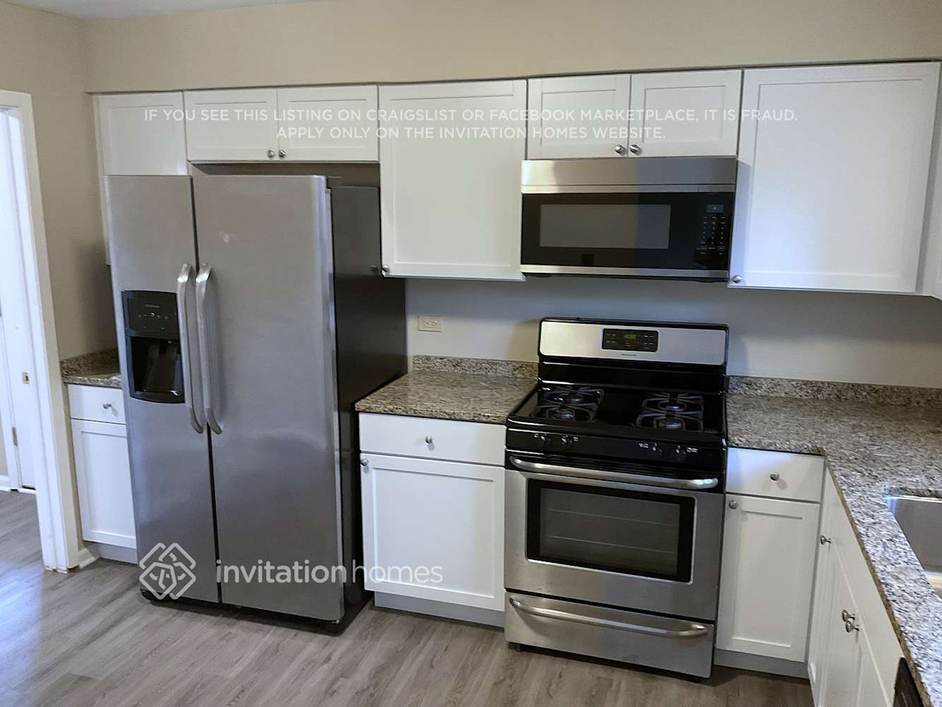 Building Photo - 624 S Pierce Ave