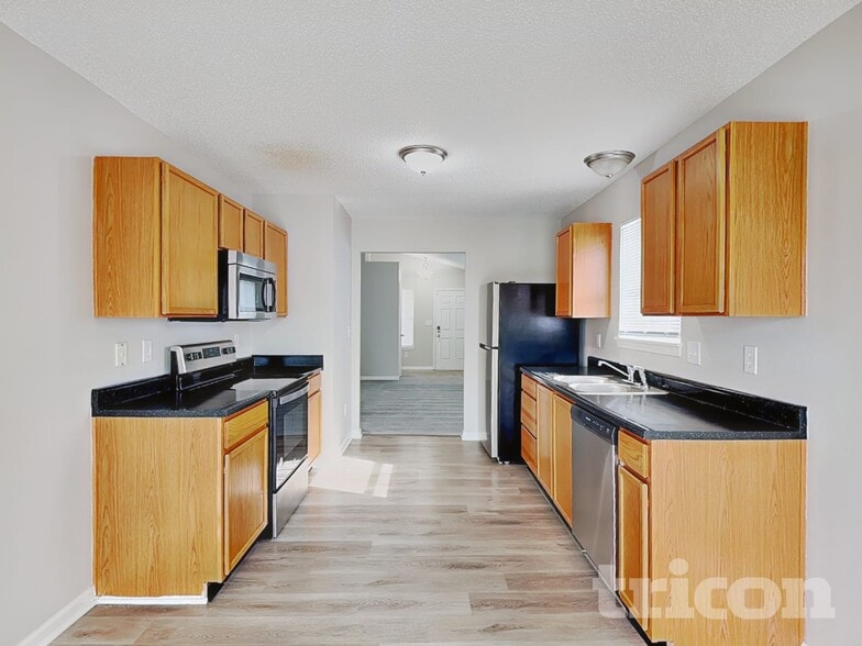 Building Photo - 643 Rocky Meadow Dr