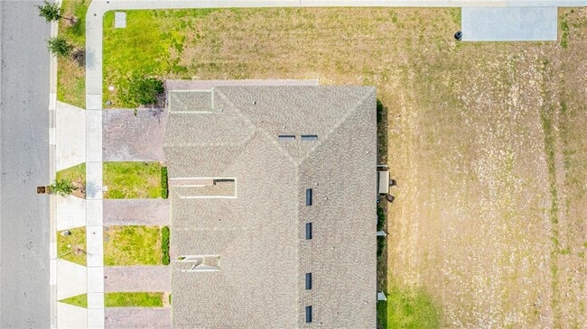 Building Photo - 1100 Lakeshore Breeze Pl