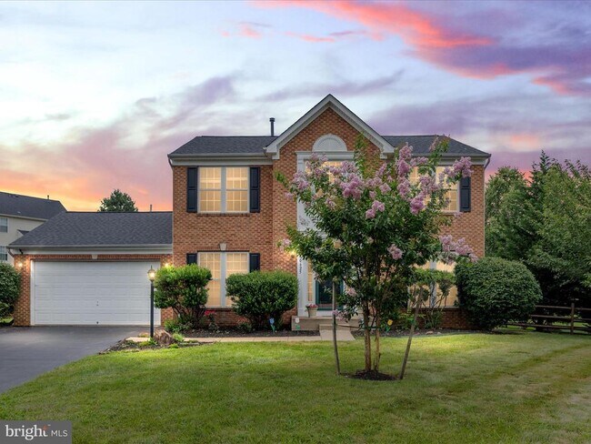 Building Photo - 10625 Wulford Ct