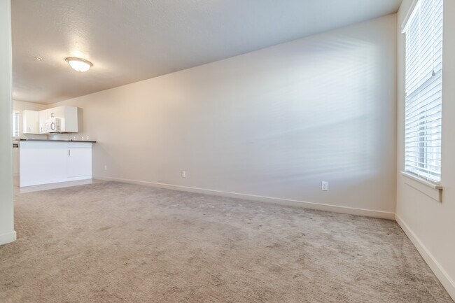 Building Photo - 1081 W 993 N